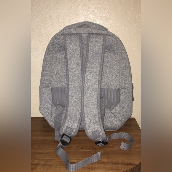 DSW Backpack - Picture 3 of 5